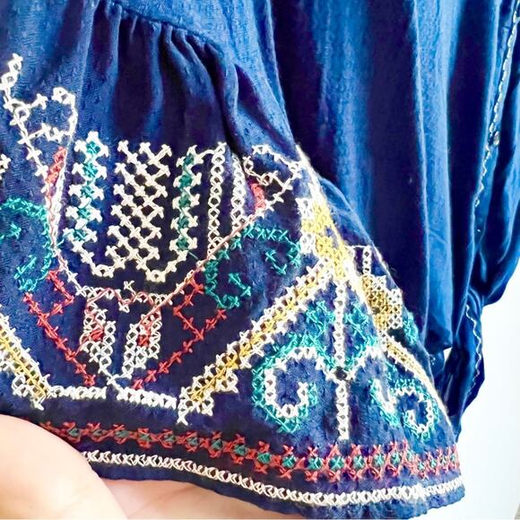 Max Studio Boho Ruffle Sleeve Embroidered Button Down Blouse Small - Picture 8 of 11